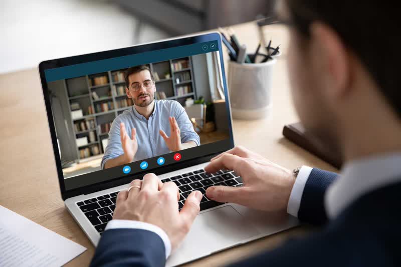 وکیل مالیاتی انلاین کیست، چه خدماتی ارائه می هد و چه مزایایی دارد